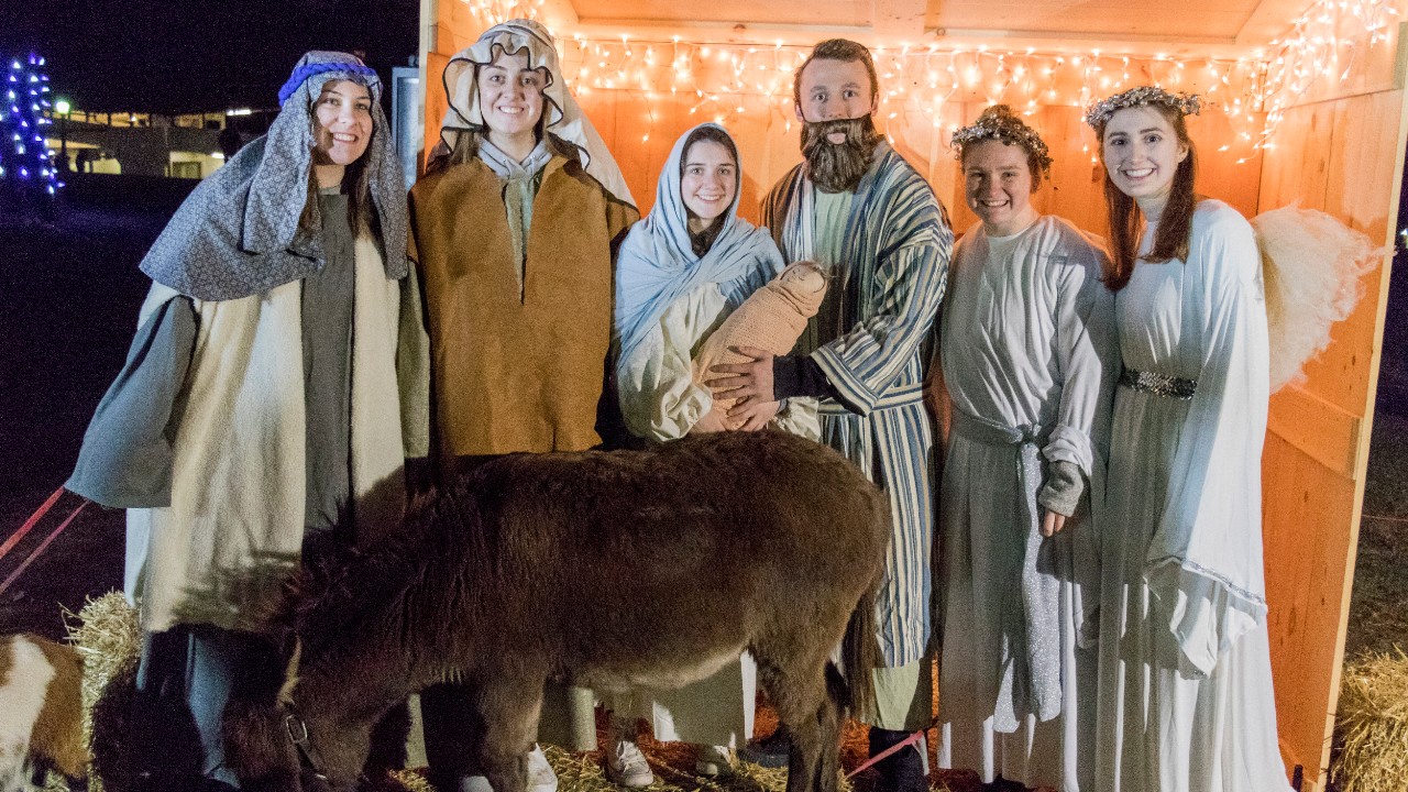 Cabrini Live Nativity
